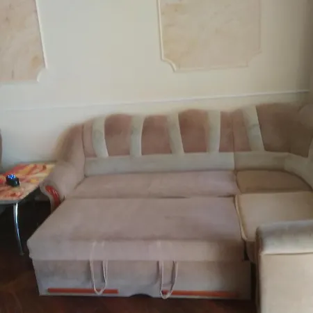 трёхкомнатная в историческом доме * Odessza