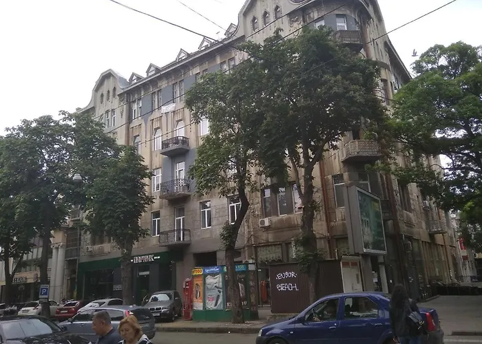 трёхкомнатная в историческом доме