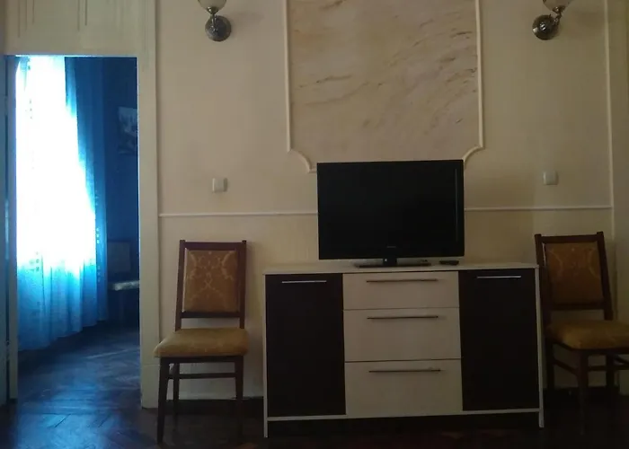 трёхкомнатная в историческом доме Odessa