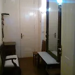 трёхкомнатная в историческом доме 아파트 *